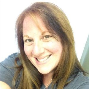 Meet your Posher, Joni